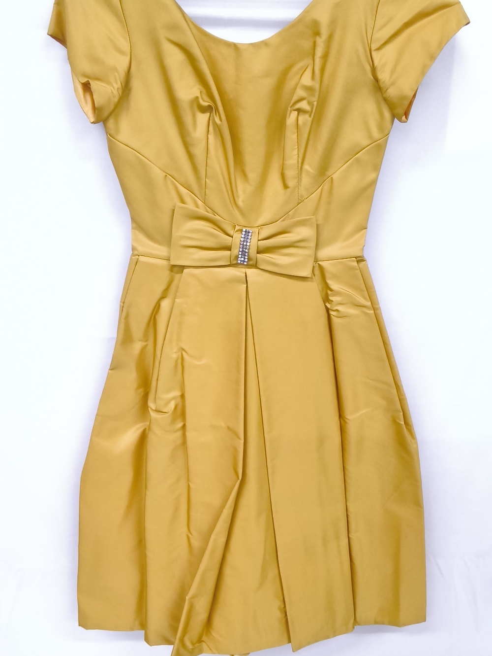 1950s Union-Made Gold Satin Swing Dress - Picture 4 of 14